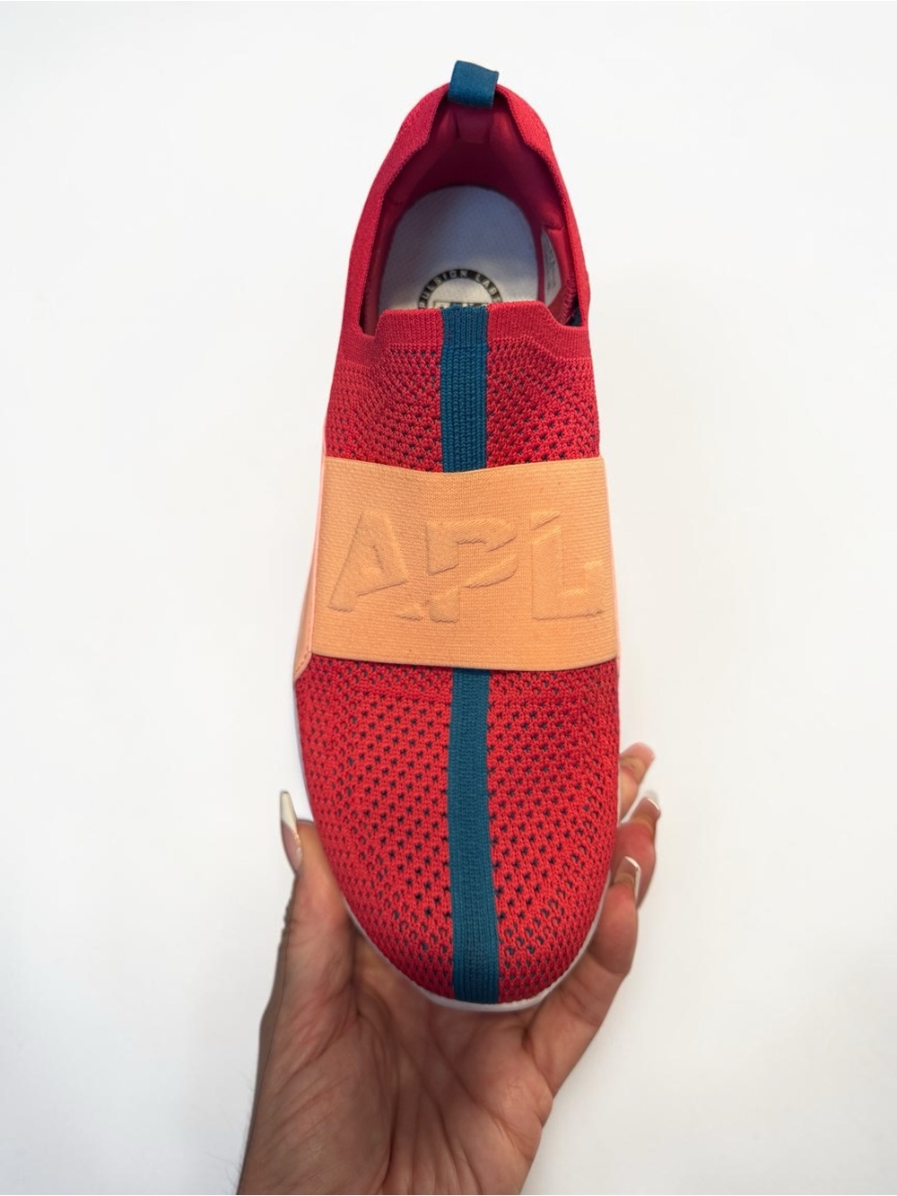 Women's APL techloom bliss sneakers in parade osiana rose racer